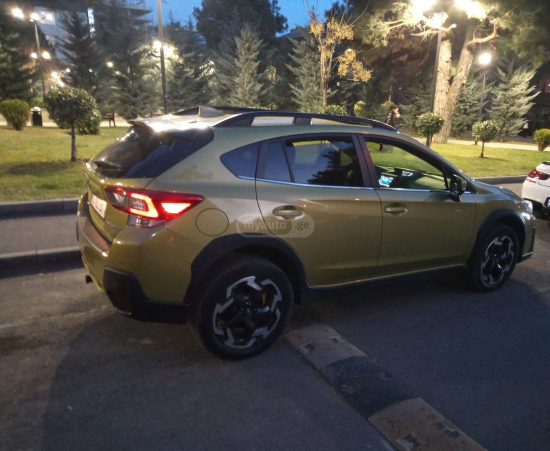 Subaru XV Crosstrek 2021 — photo 2