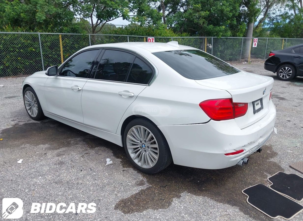 BMW 328 2013 — photo 2
