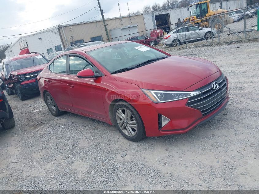 Hyundai Elantra 2019 — photo 2