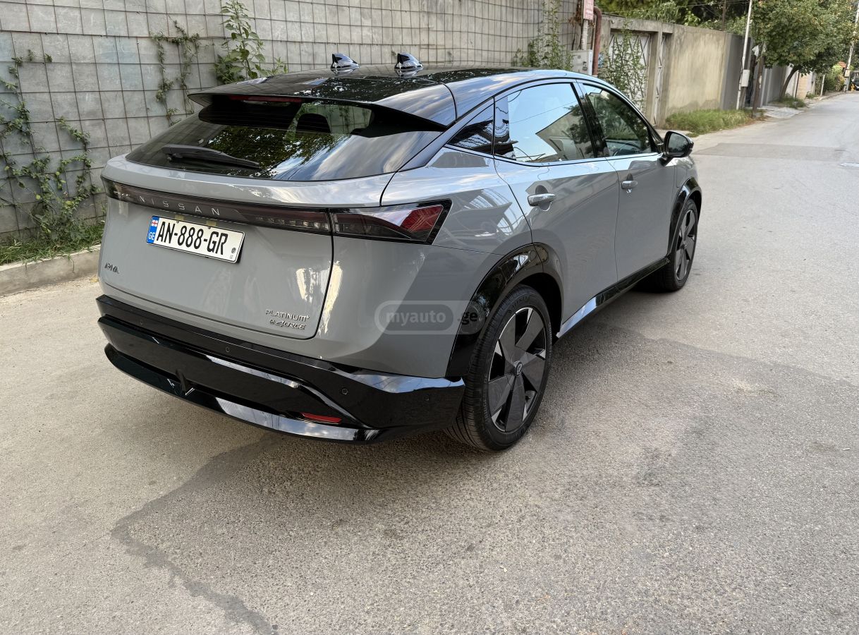 Nissan Ariya 2023 — photo 2