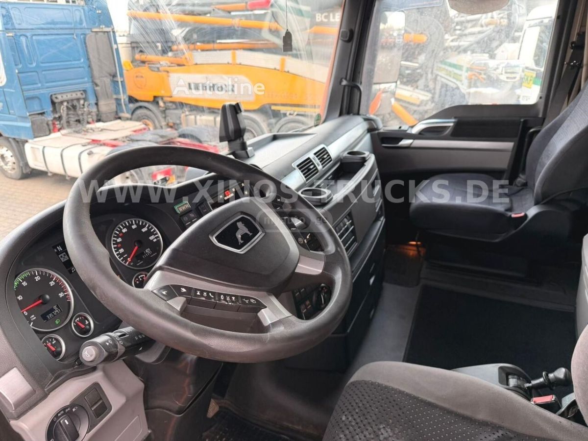 Isuzu TGX 2019 — photo 2