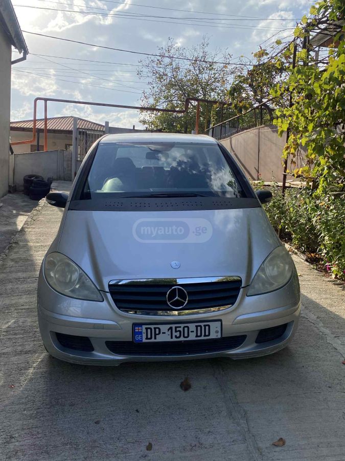 Mercedes-Benz A 170 2005 — photo 2