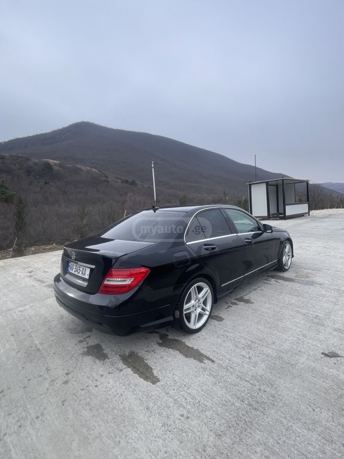 Mercedes-Benz C 250 2013 — photo 2