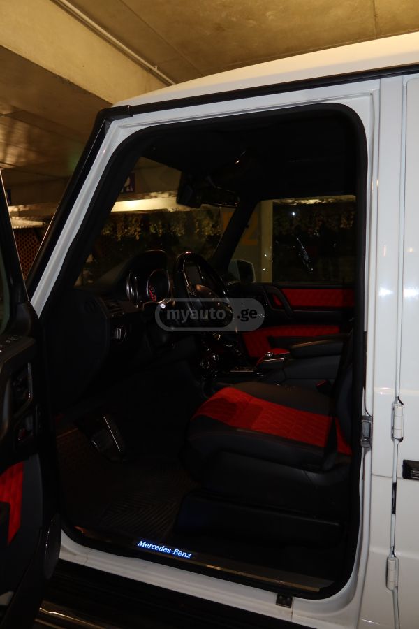 Mercedes-Benz G 550 2016 — photo 2