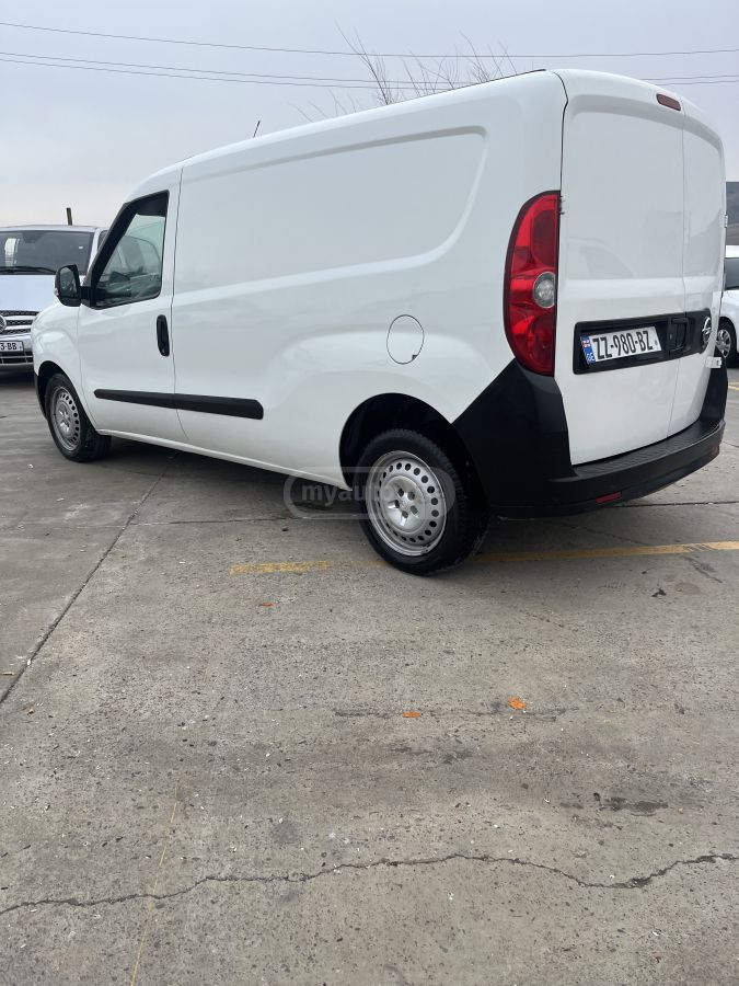 Opel Combo 2015 — photo 2