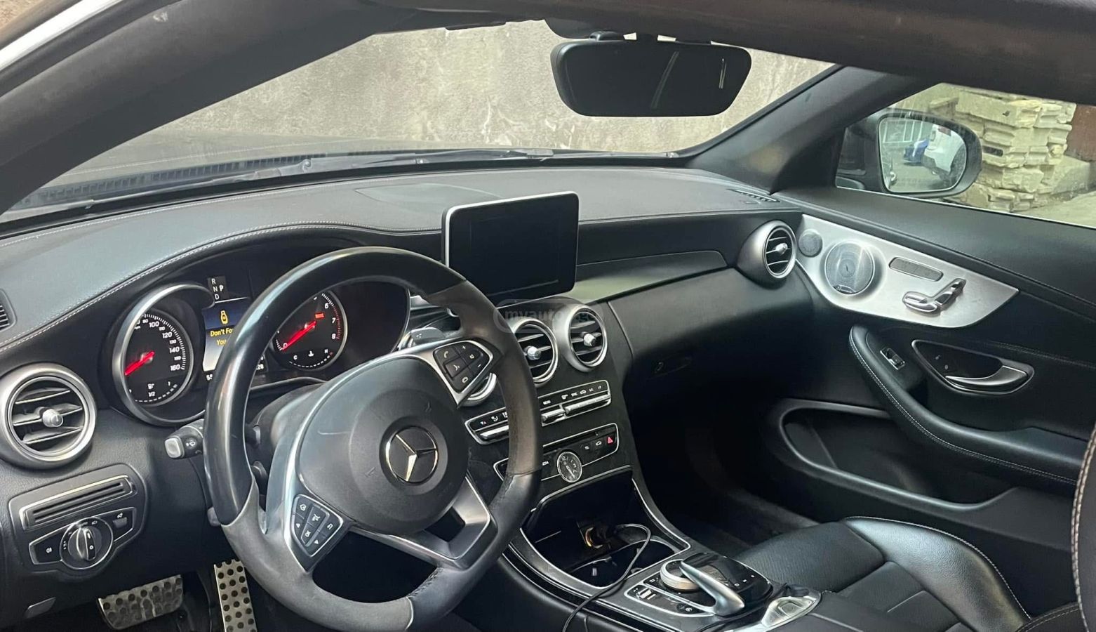 Mercedes-Benz C 300 2017 — photo 2
