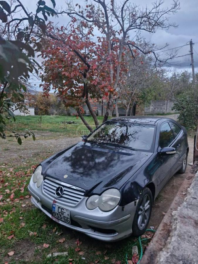 Mercedes-Benz C 180 2001 — photo 2