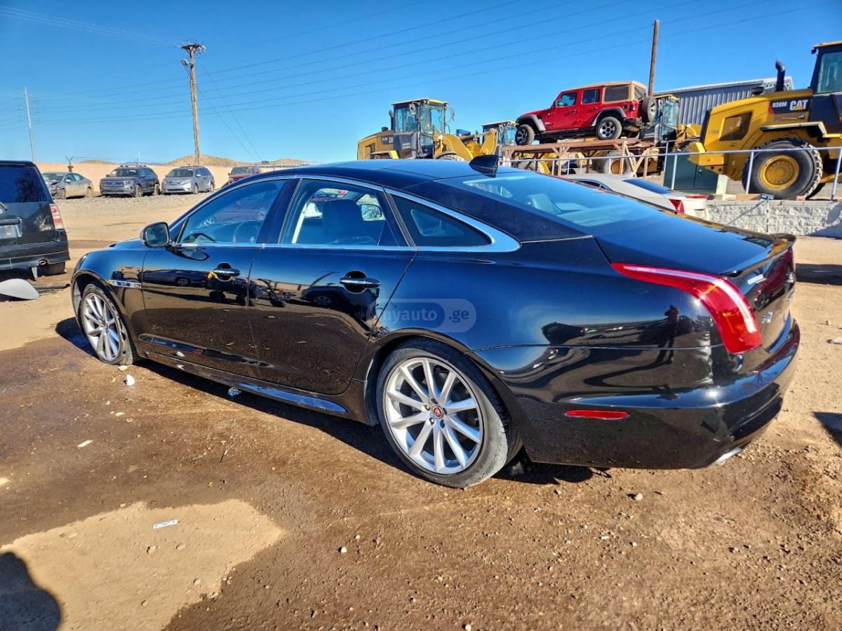 Jaguar XJ 6 2016 — photo 2