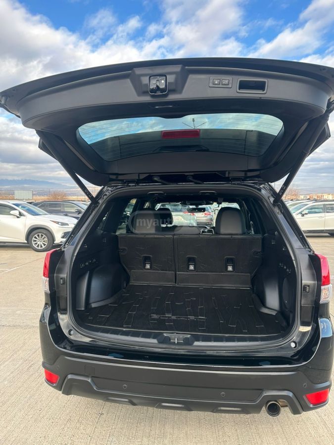 Subaru Forester 2023 — photo 2