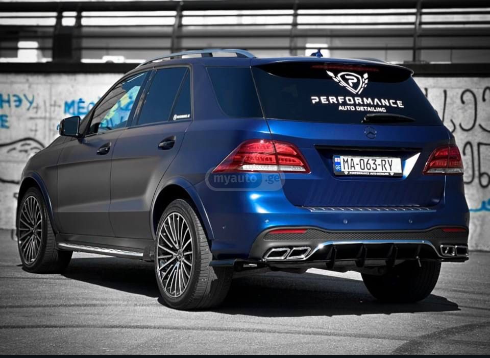 Mercedes-Benz GLE 350 2018 — photo 2