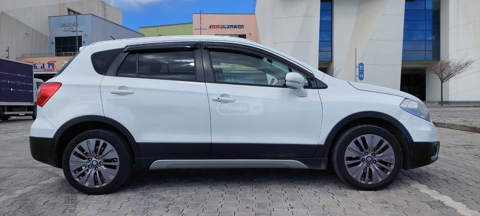Suzuki Sx4 Cross 2015 — photo 2