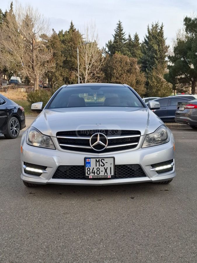 Mercedes-Benz C 350