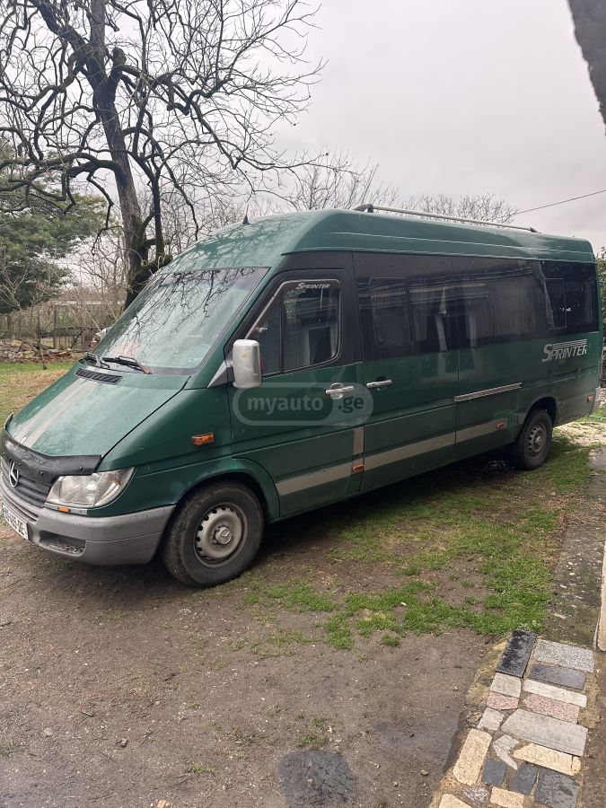 Mercedes-Benz Sprinter