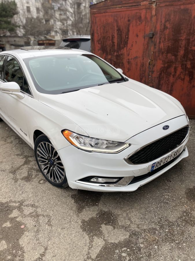 Ford Fusion 2017 — photo 2