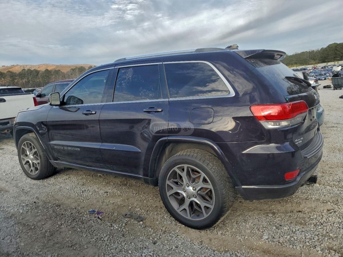 Jeep Grand Cherokee 2018 — photo 2