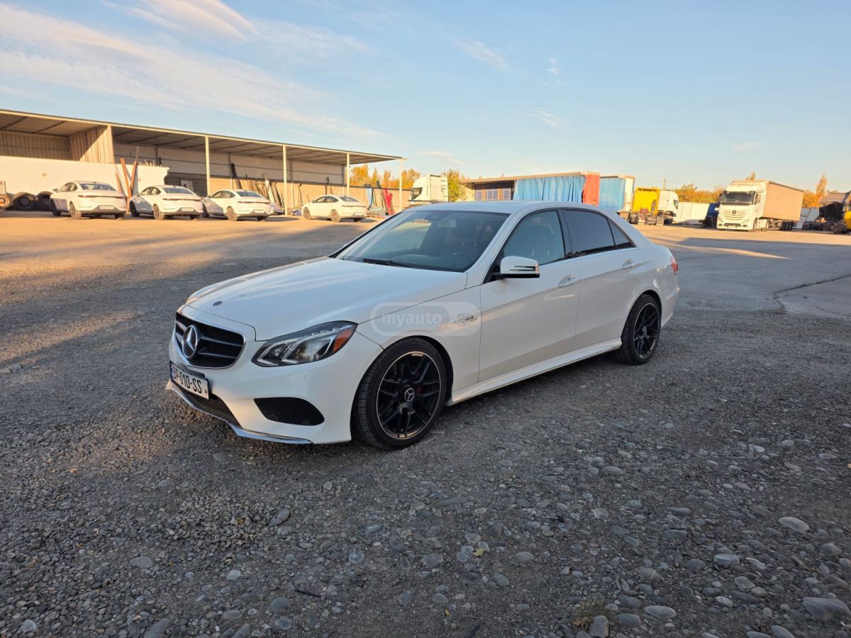 Mercedes-Benz E 350 2014 — photo 2