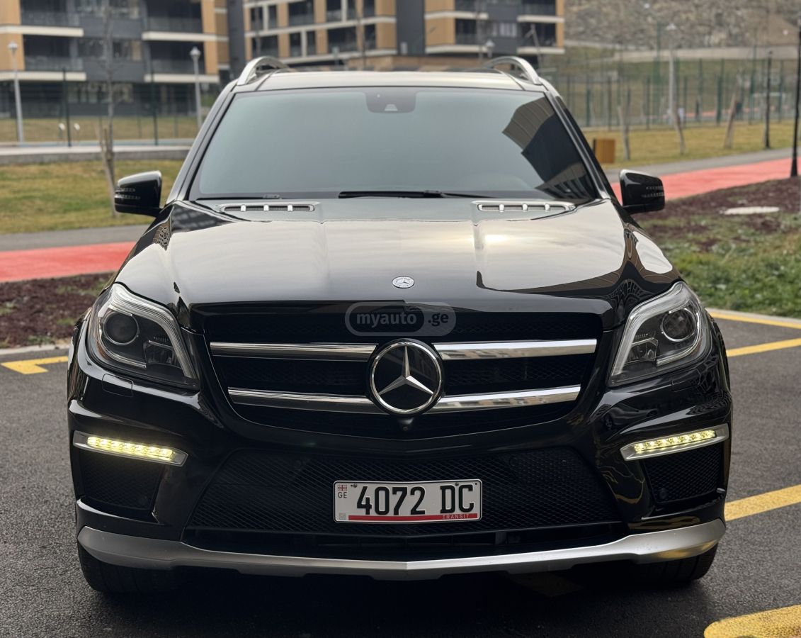 Mercedes-Benz GL 63 AMG 2016 — photo 2