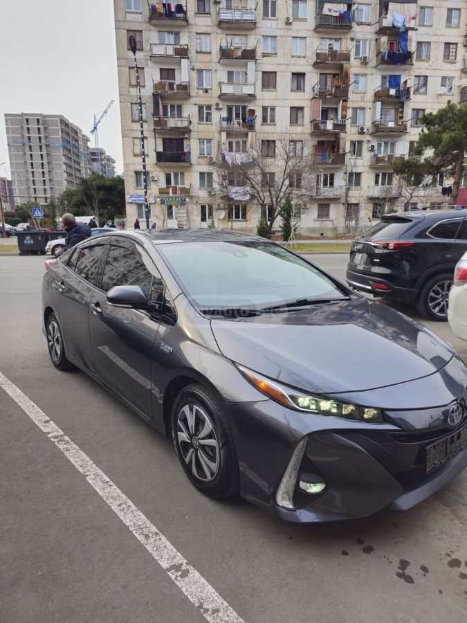 Toyota Prius Prime