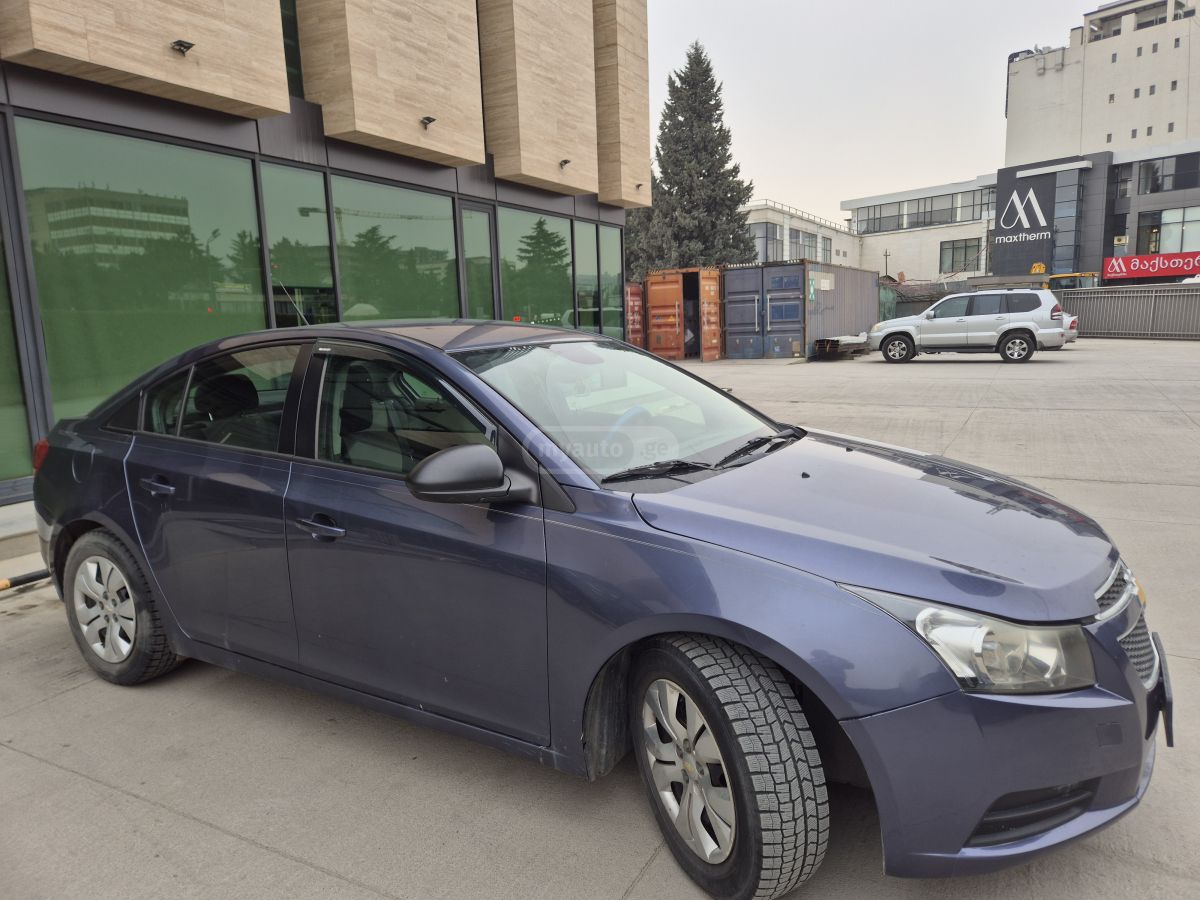 Chevrolet Cruze 2014 — photo 2