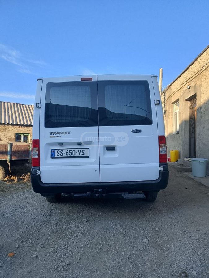 Ford Transit 2007 — photo 2