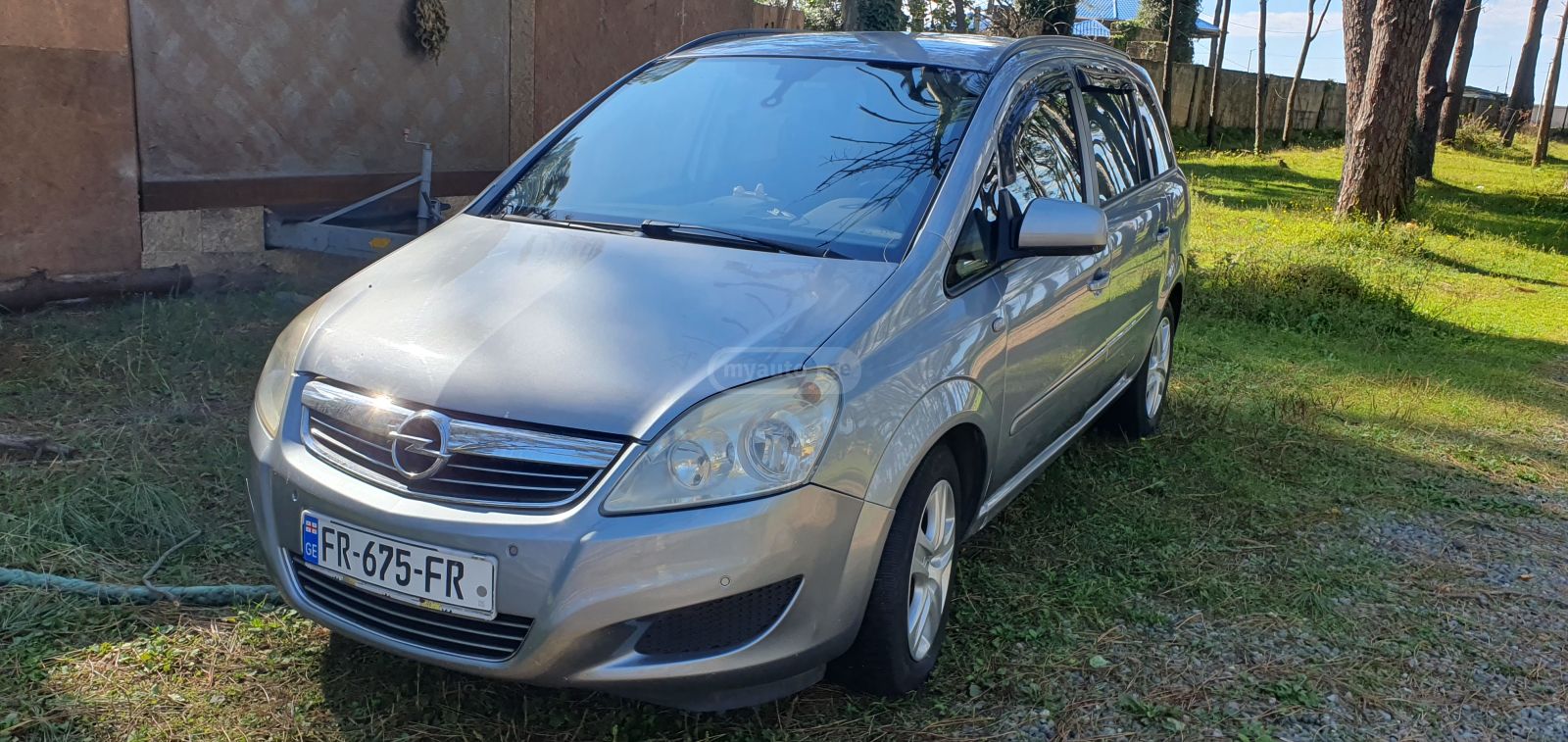 Opel Zafira 2009 — photo 2