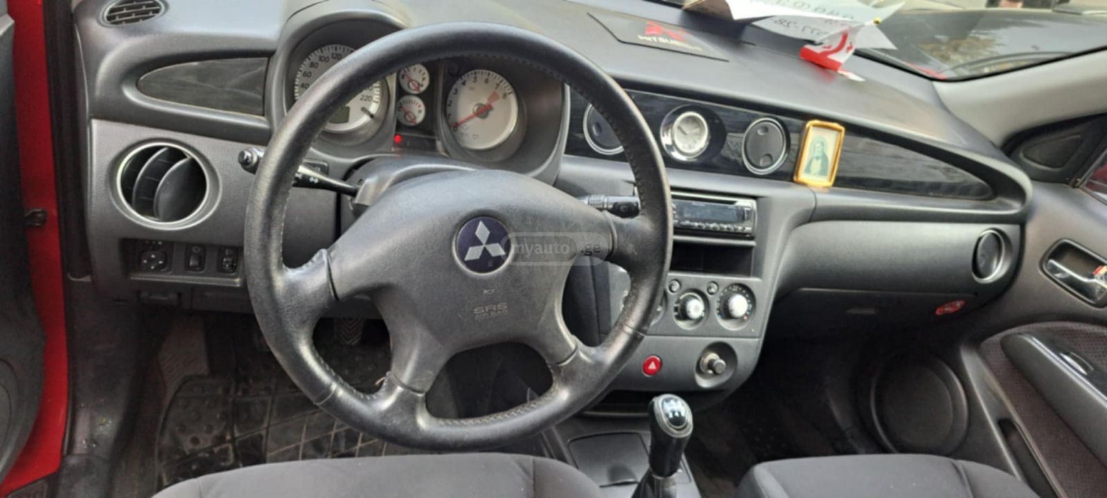 Mitsubishi Outlander 2003 — photo 2
