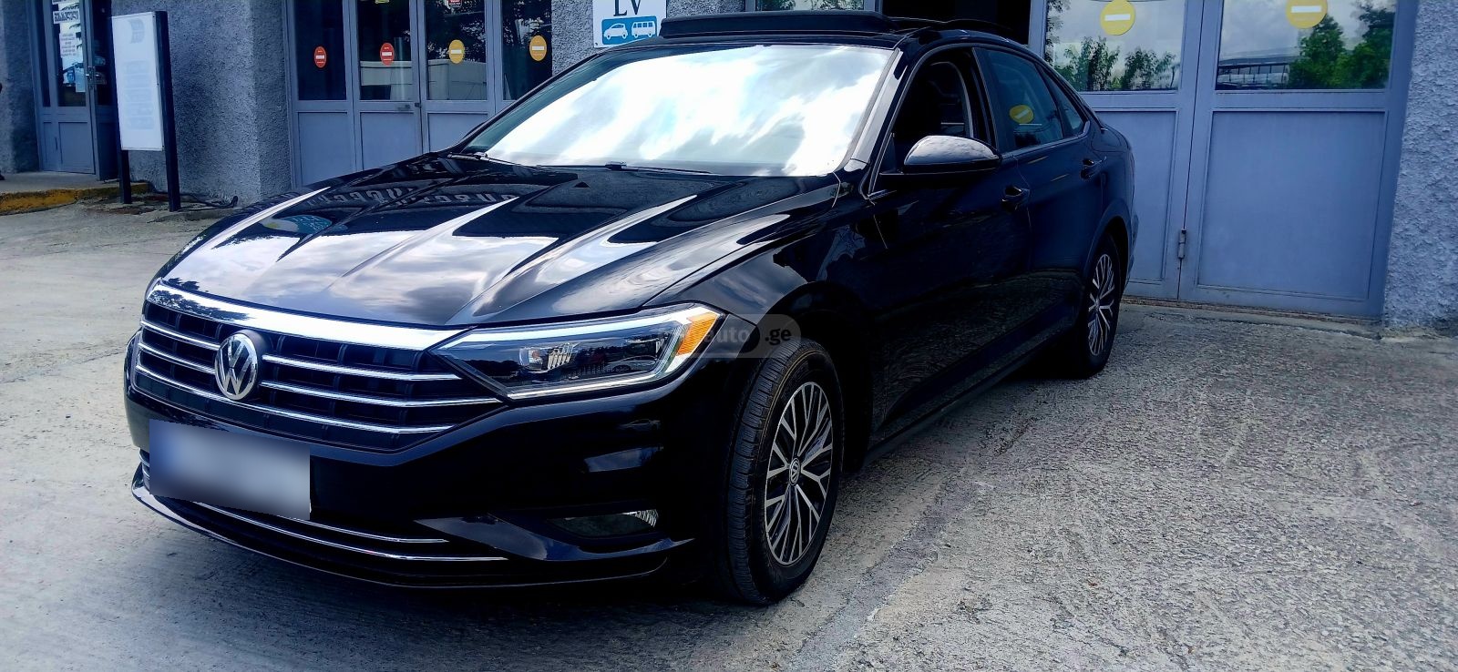 Volkswagen Jetta 2020 — photo 2