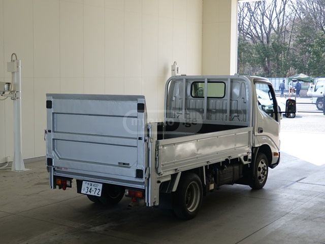 Toyota Dyna Truck 2022 — photo 2