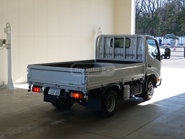 Toyota Dyna Truck 2023 — photo 2