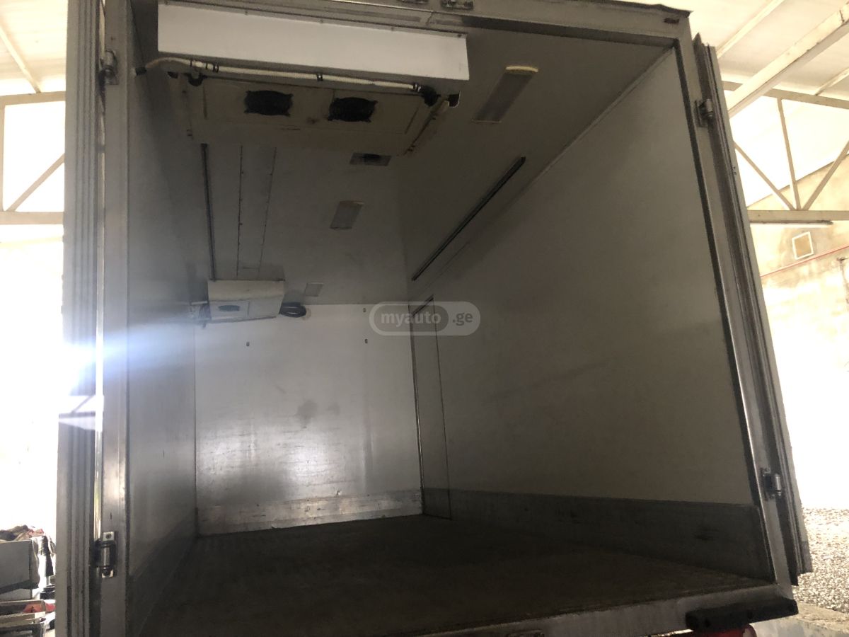 Mercedes-Benz Sprinter 2009 — photo 2
