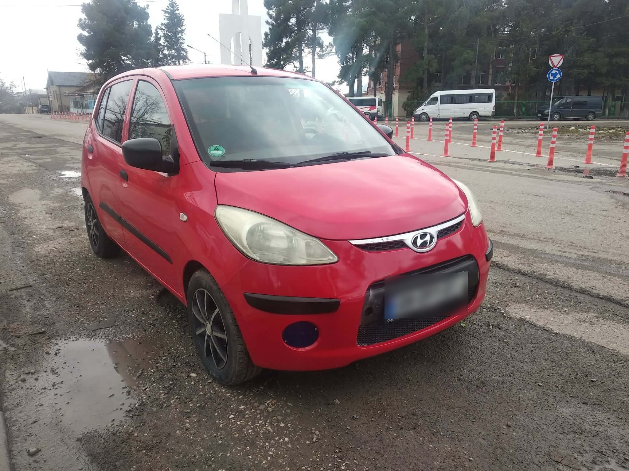 Hyundai i10 2010 — photo 2