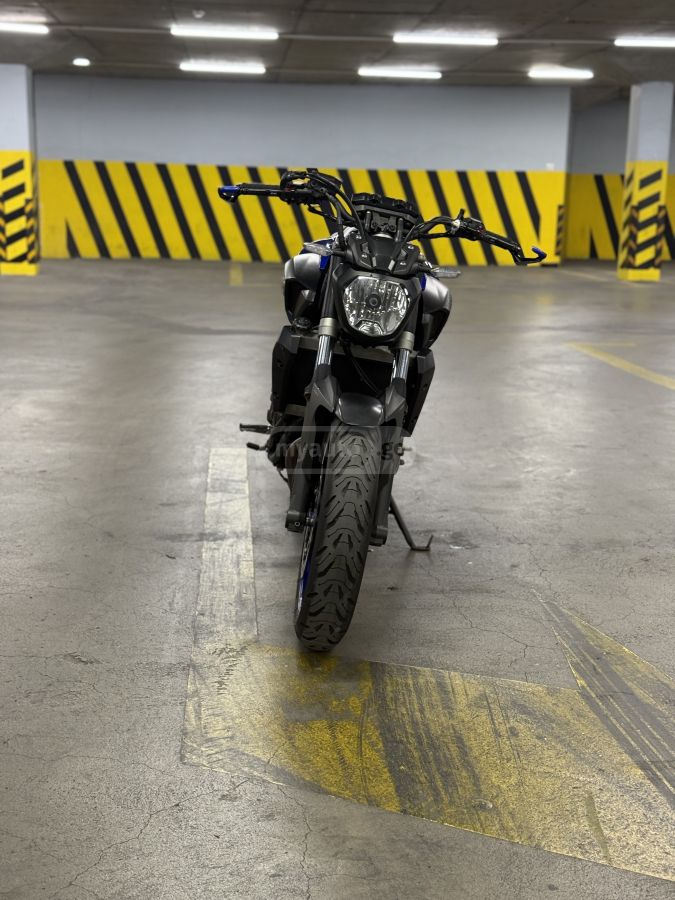 Yamaha MT-07 (FZ-07) 2017 — photo 2