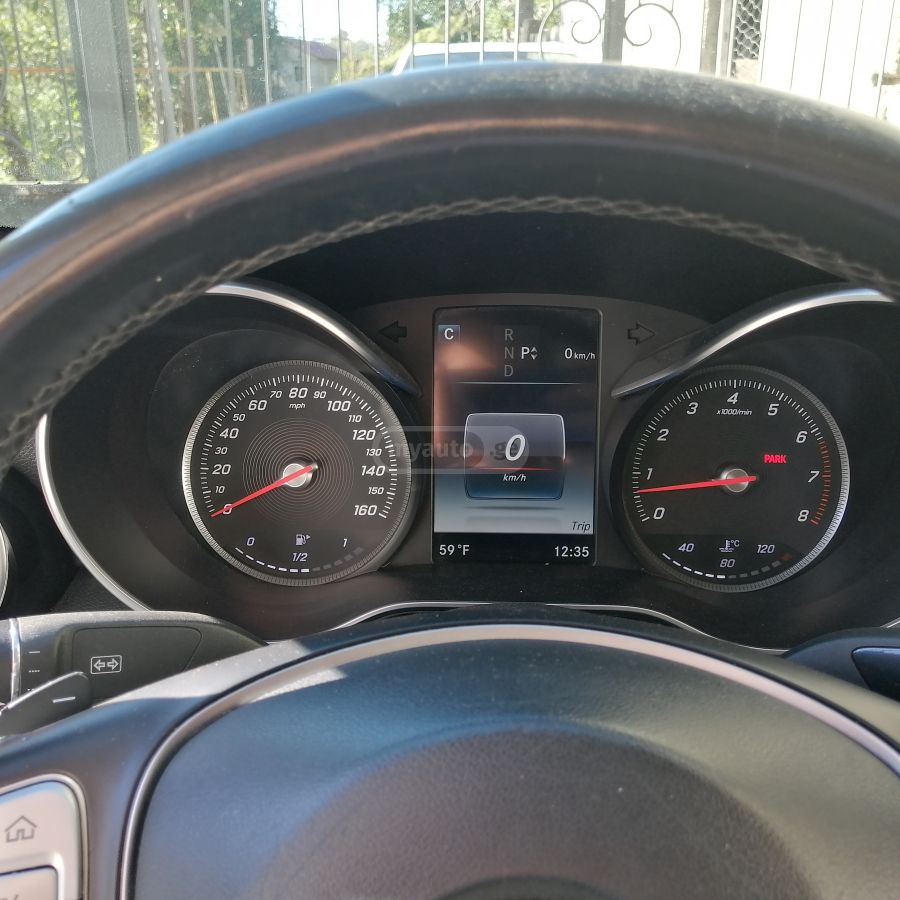 Mercedes-Benz C 300 2016 — photo 2