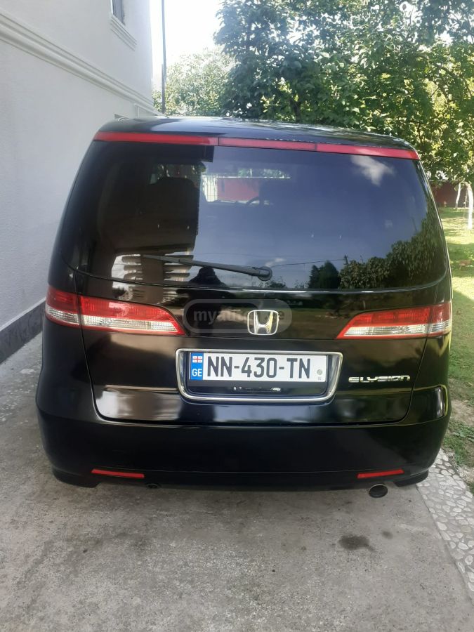 Honda Elysion 2005 — photo 2