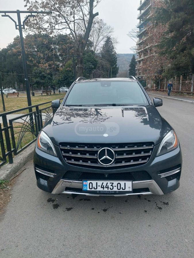 Mercedes-Benz ML 350 2014 — photo 2