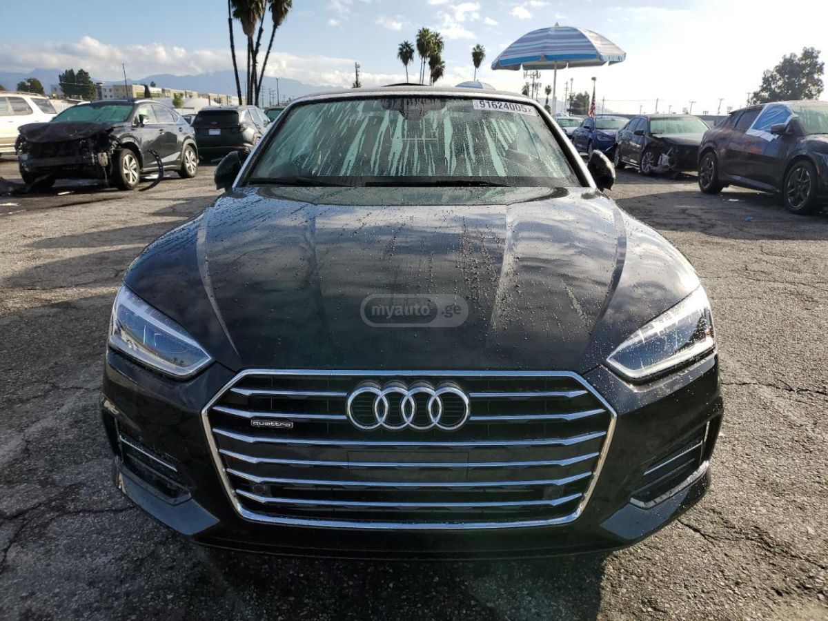 Audi A5 2018 — photo 2