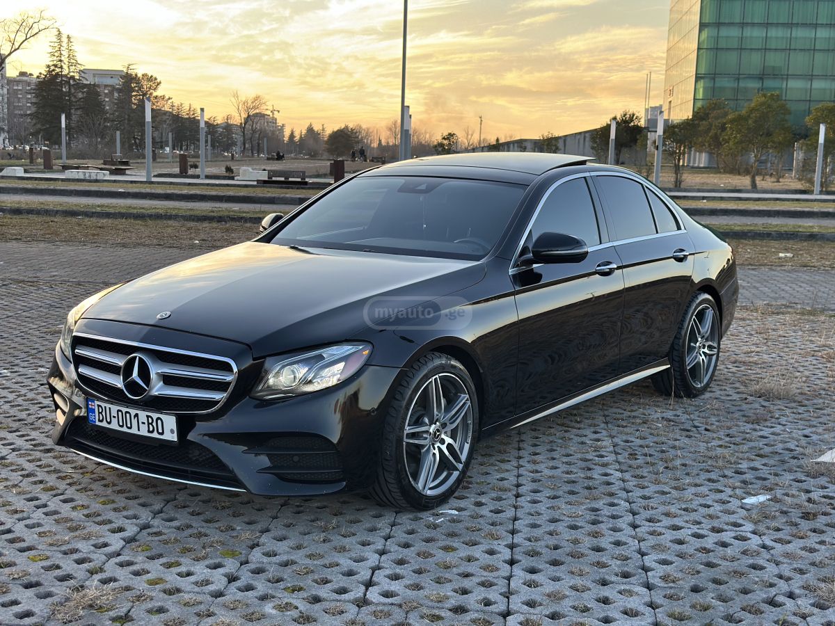 Mercedes-Benz E 300 2018 — photo 2