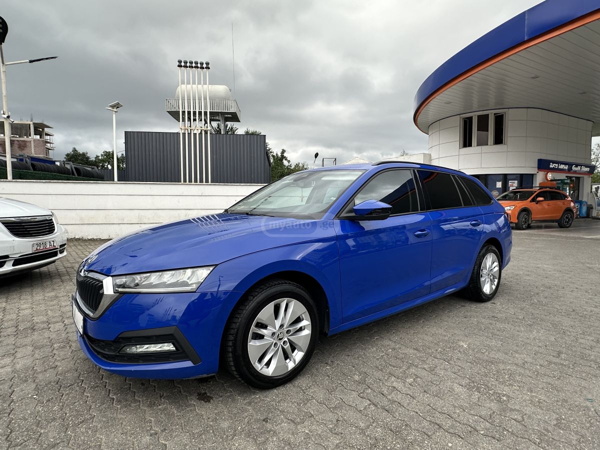 Skoda Octavia 2020 — photo 2