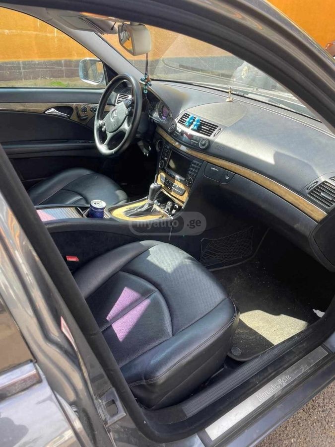 Mercedes-Benz E 350