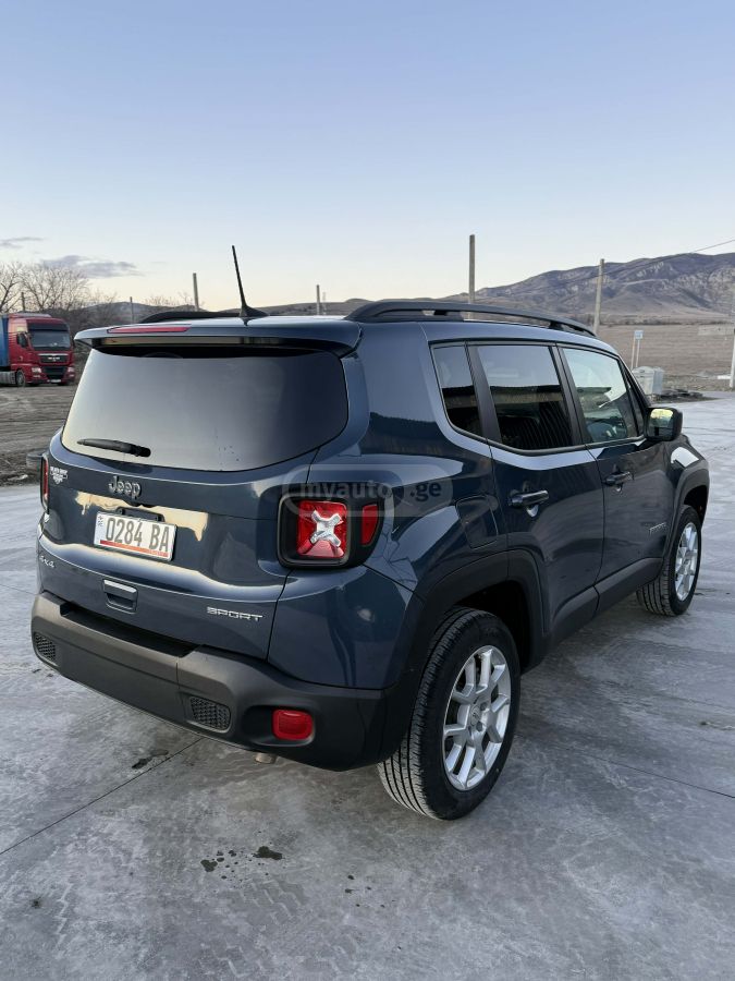 Jeep Renegade 2023 — photo 2