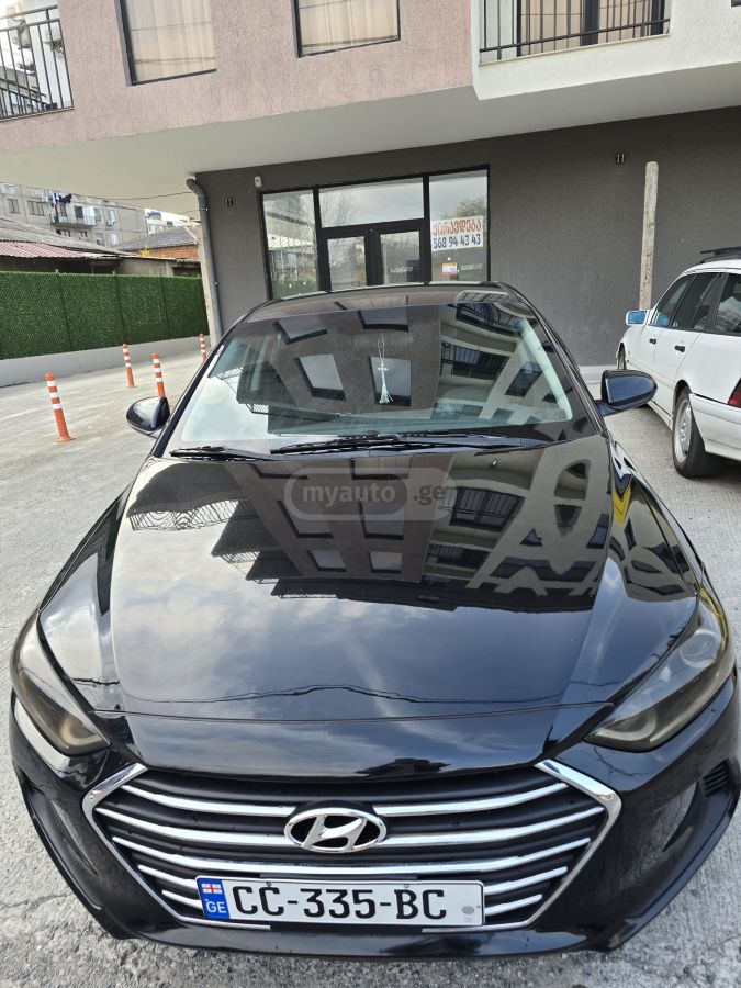 Hyundai Elantra 2017 — photo 2