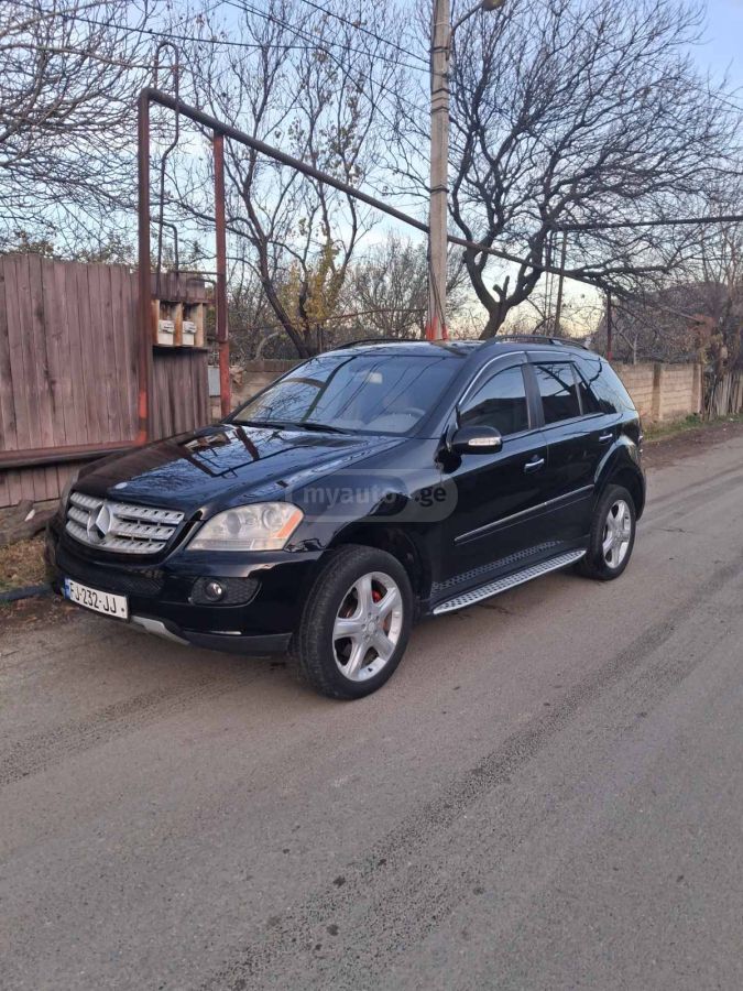 Mercedes-Benz ML 350 2008 — photo 2