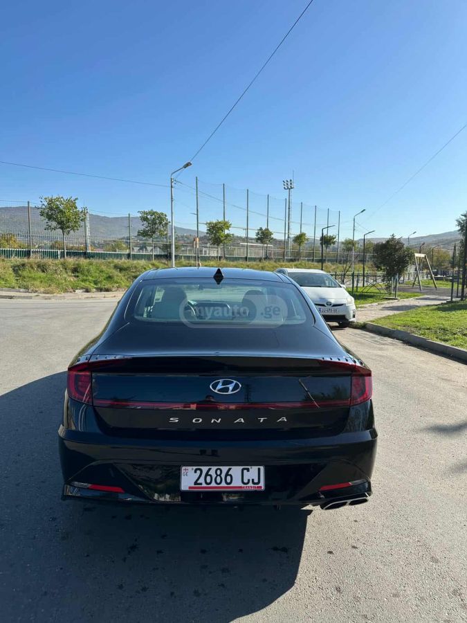 Hyundai Sonata 2023 — photo 2