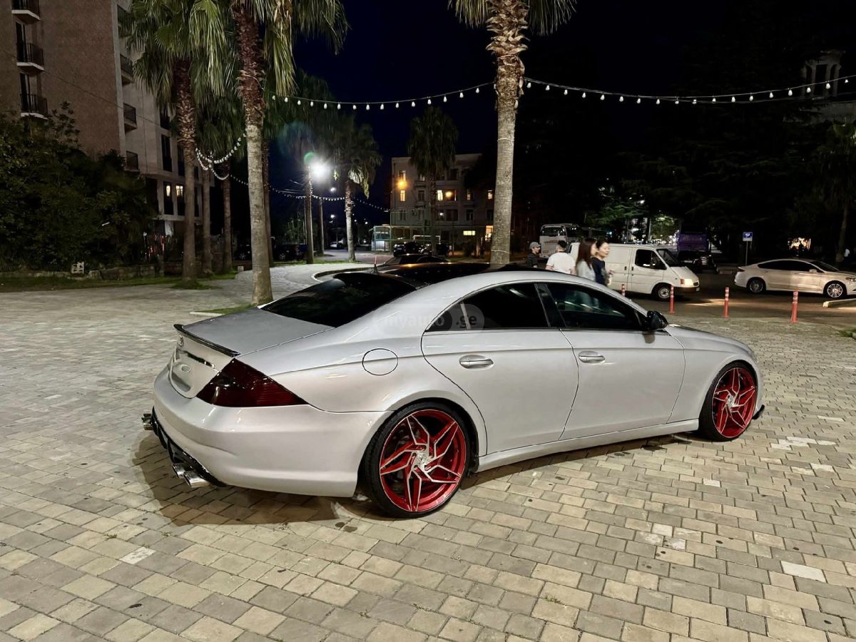 Mercedes-Benz CLS 500