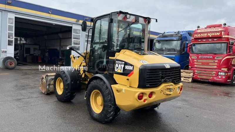 Caterpillar 120 / 120 AWD 2016 — photo 2