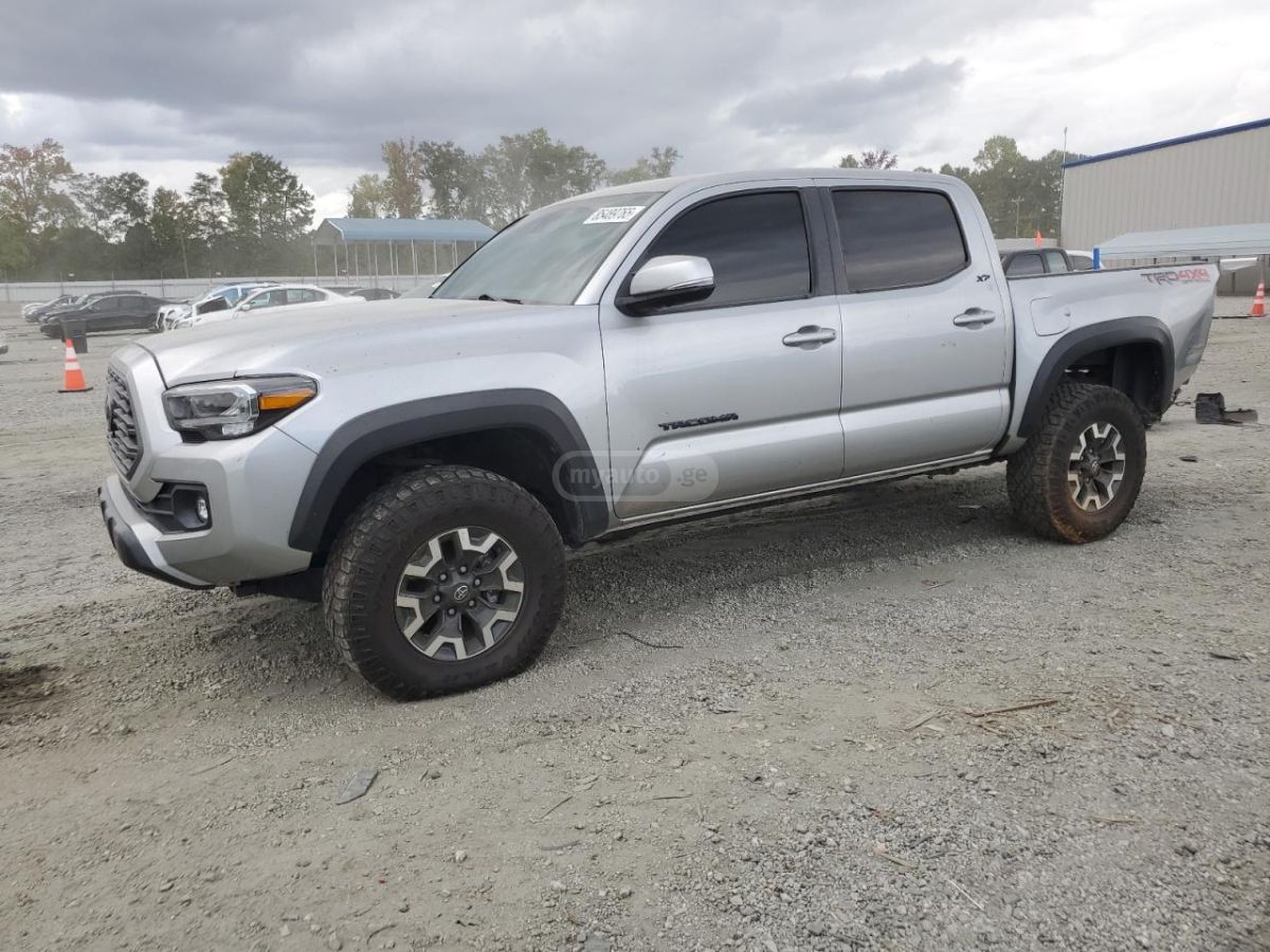Toyota Tacoma