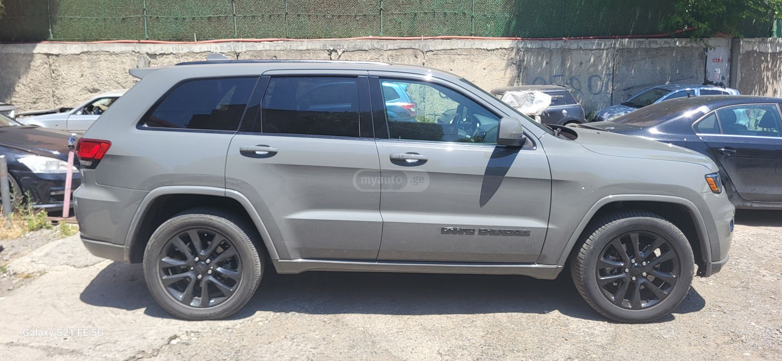 Jeep Grand Cherokee 2021 — photo 2
