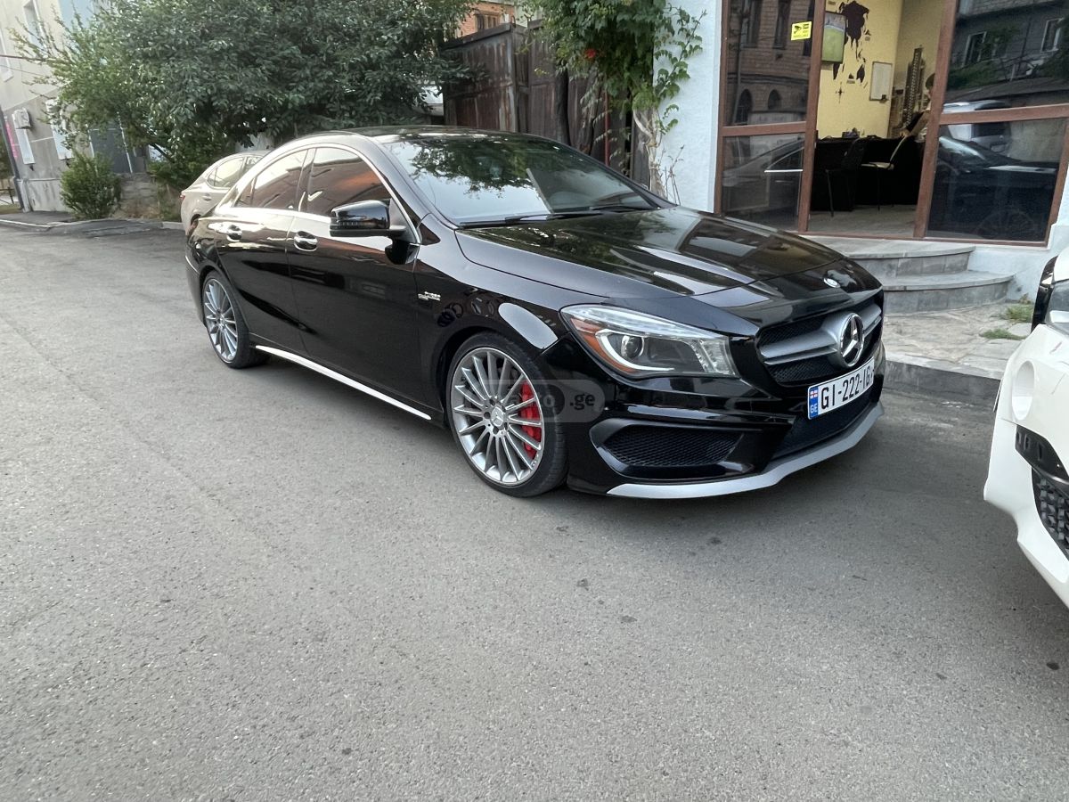 Mercedes-Benz CLA 45 AMG