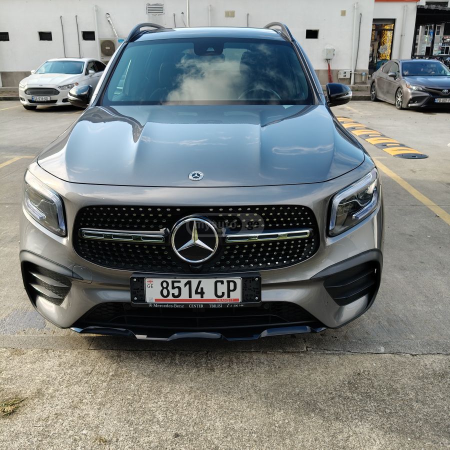 Mercedes-Benz GLB 200 2023 — photo 2