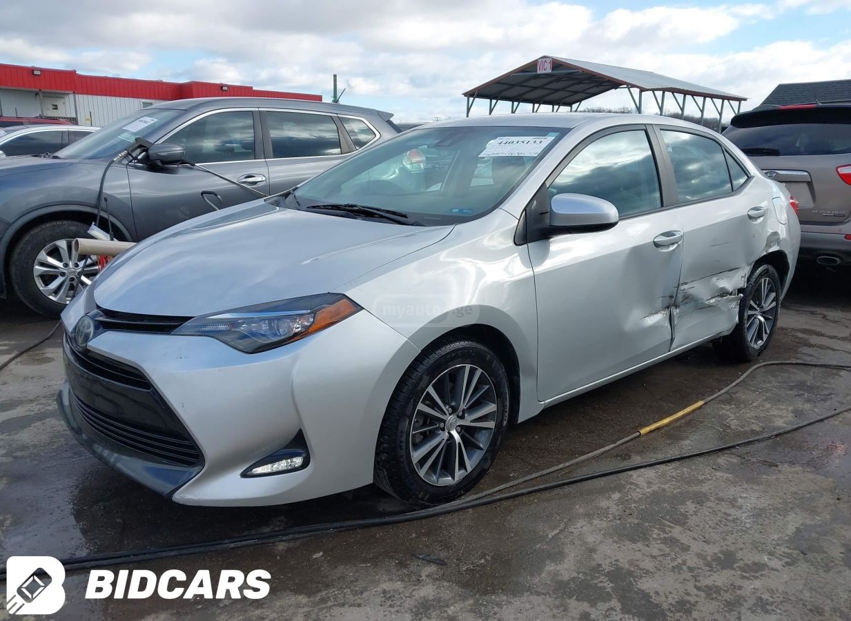 Toyota Corolla 2017 — photo 2